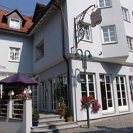 Hotel Am Schloss Neuenstein Neuenstein  Exterior foto